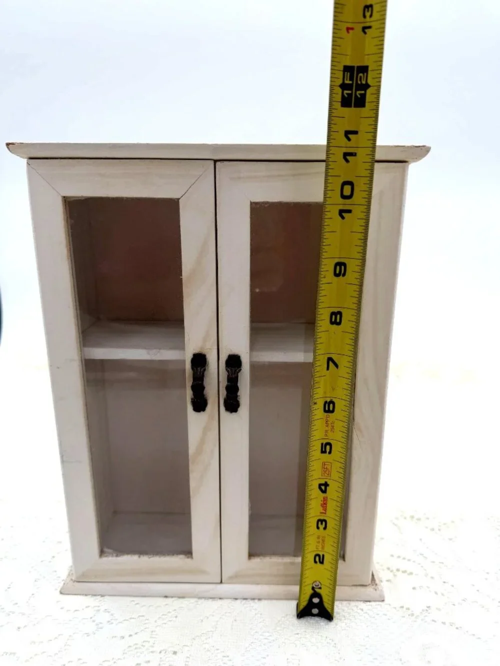 White Wooden Display Cabinet Glass Doors Vintage-Style Handles 11